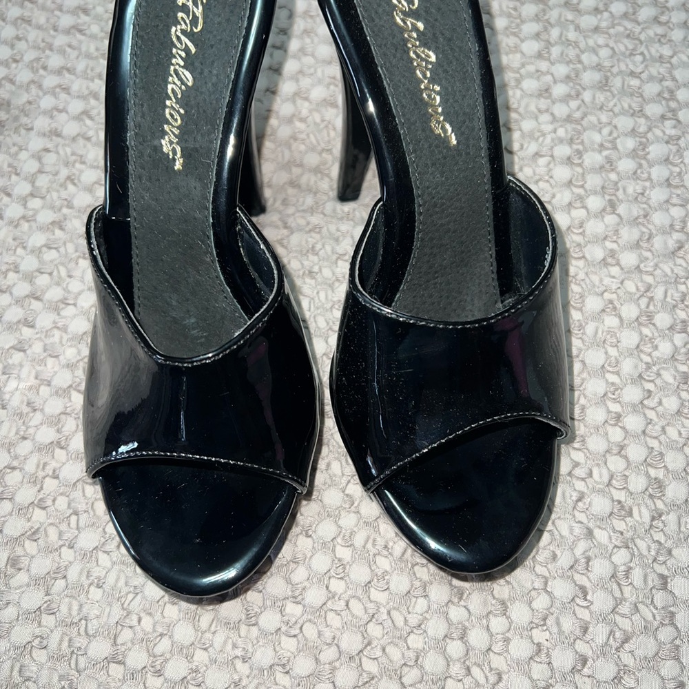 Elegant Fabulicious Black Women's Heels